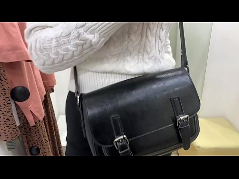 ❤️ Masturbation ampahibemaso ny tanora bitch FeralBerry miaraka amin'ny dildo ao amin'ny efitrano fitting ️ Vaovao rosiana amin'ny pôrnôgrafia mg.xlxxporno.ru ❌